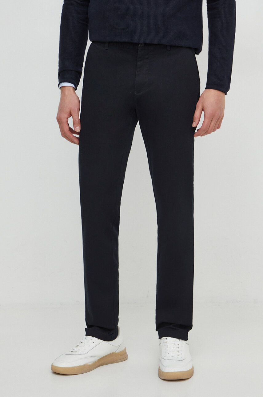Imagine Sisley pantaloni barbati, culoarea negru, mulata