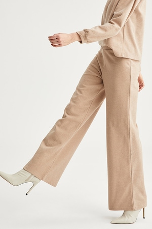 Imagine DeFacto, Pantaloni cu croiala ampla si aspect striat, Maro camel, 3XL