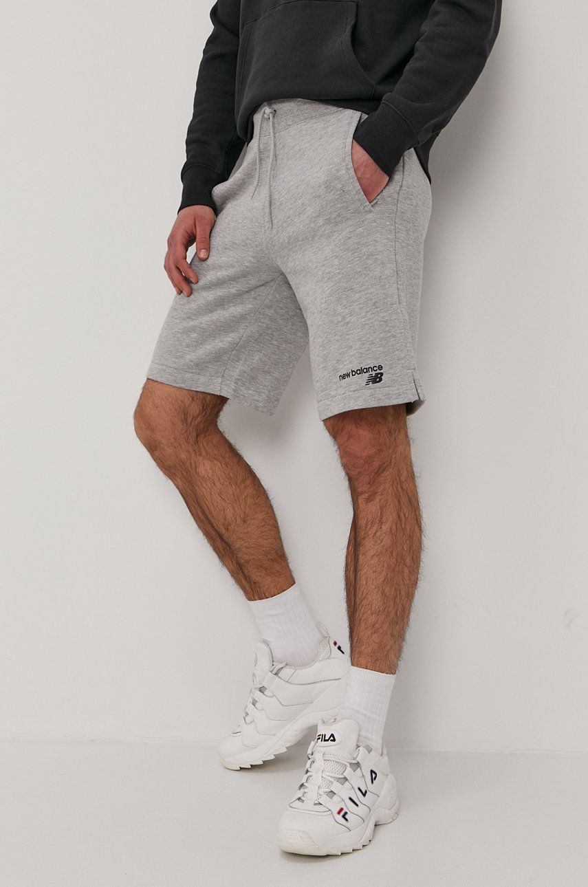 Imagine New Balance Pantaloni scurți MS11903AG bărbați, culoarea gri