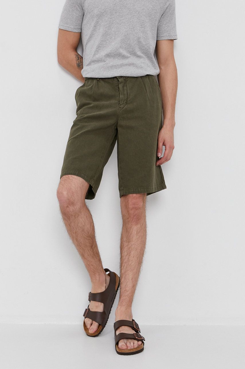 Imagine Sisley Pantaloni scurți bărbați, culoarea verde