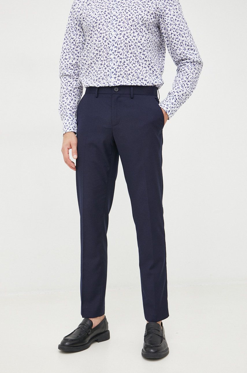 Imagine Sisley pantaloni barbati, culoarea albastru marin, mulata