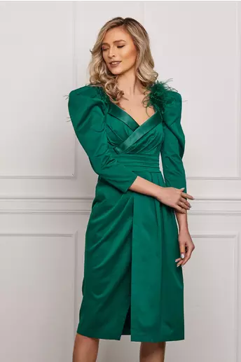 Imagine Rochie Dy Fashion verde eleganta cu pene la umeri